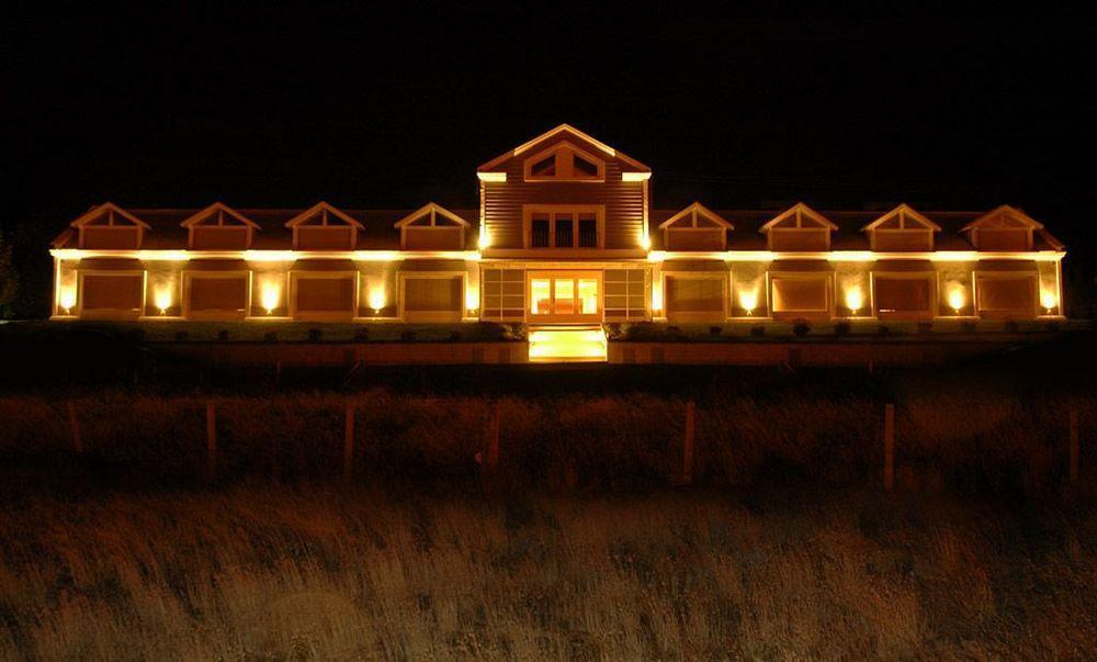 Los Ponchos Hotel El Calafate Bagian luar foto